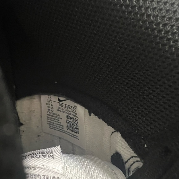 Nike Dunk High Black White Men's Size 10 - Picture 5 of 12